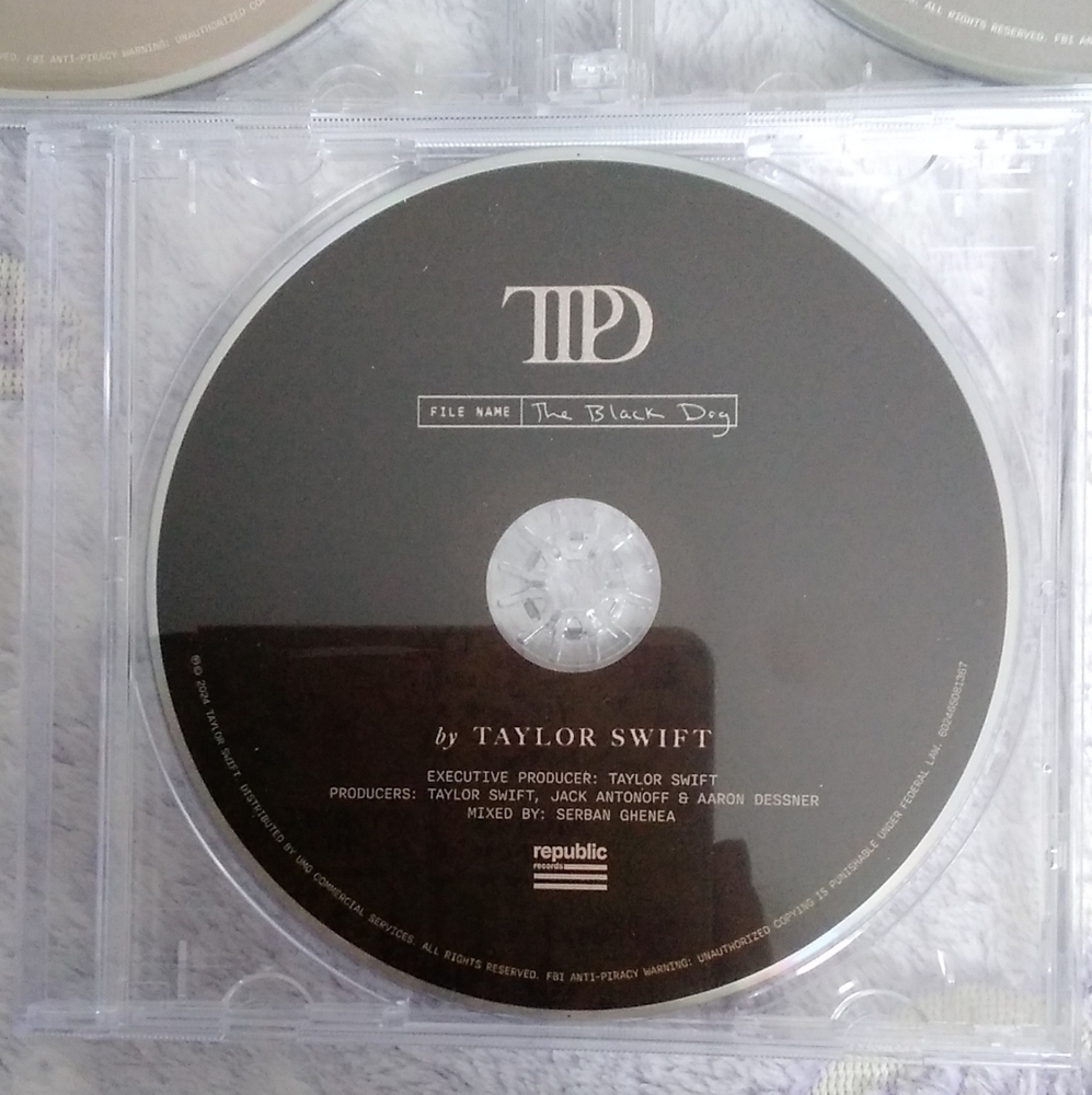 Taylor Swift TTPD Bundle CD's | New CD's, no graphics ♥ - Picture 4 of 9